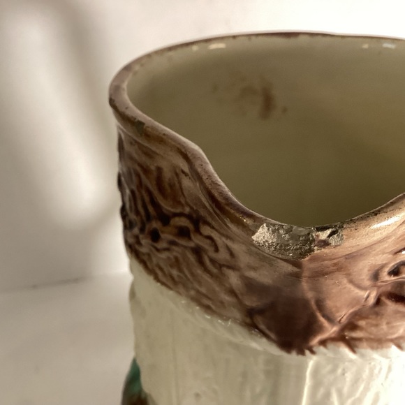 Majolica floral and anchor pitcher - Picture 6 of 7